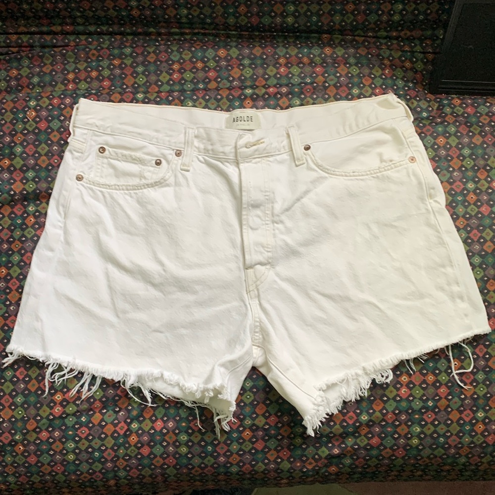 AGOLDE 32 white denim jeans shorts. Button fly. Excellent condition